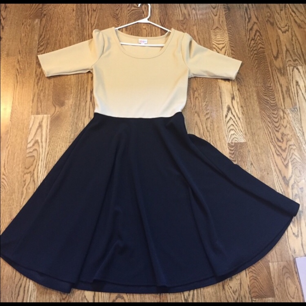 Lularoe large nicole, Black and Tan